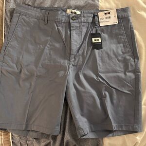 NWT Joseph Abboud 38 / 9 Inseam Modern Fit Chino Short
